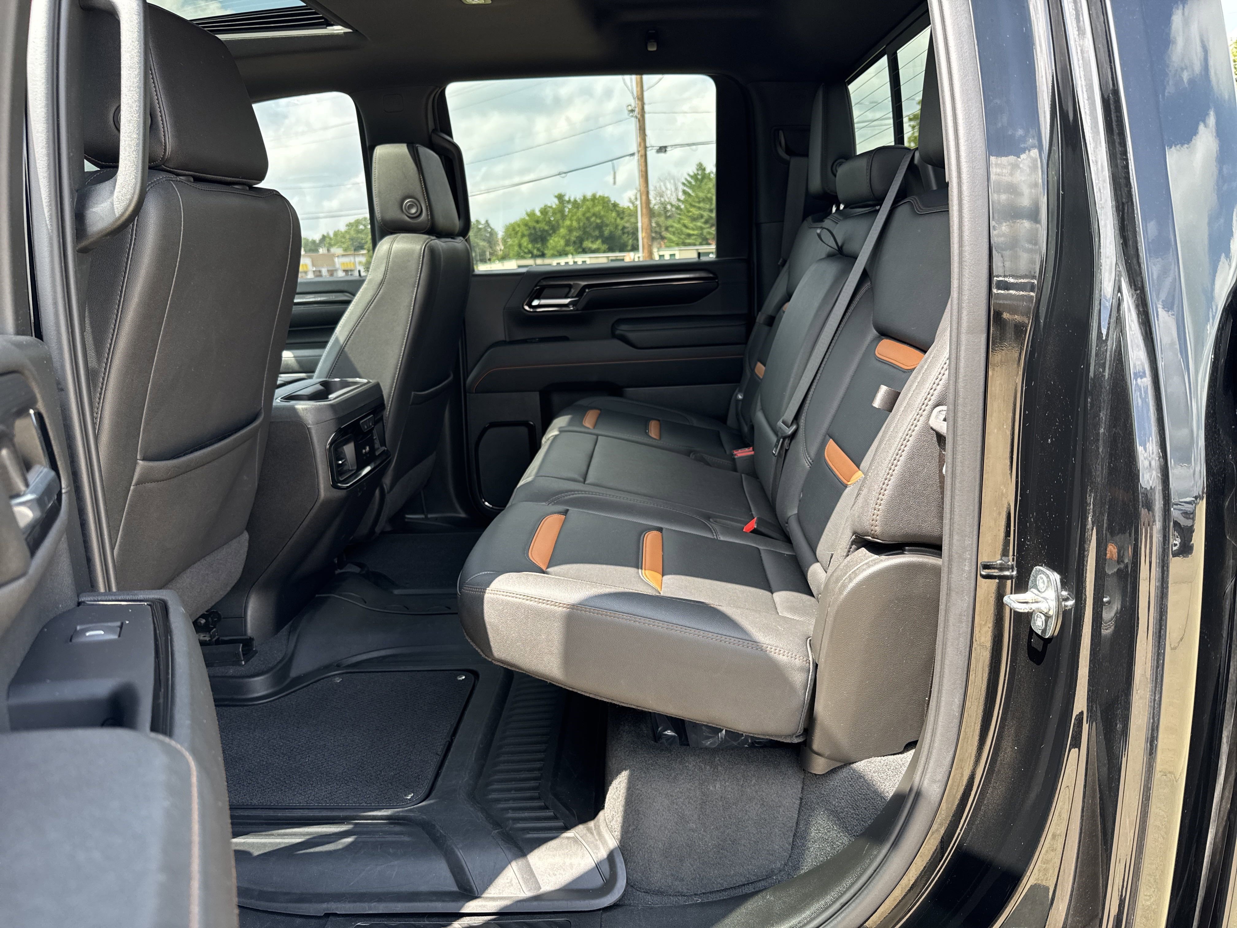 Used 2024 GMC Sierra 2500 AT4 w/ AT4 Premium Plus Package image 20