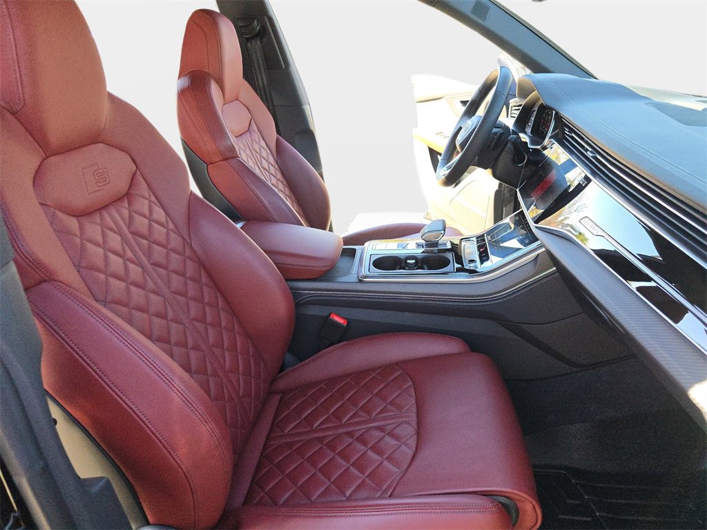 Certified 2025 Audi SQ8 Premium Plus image 10