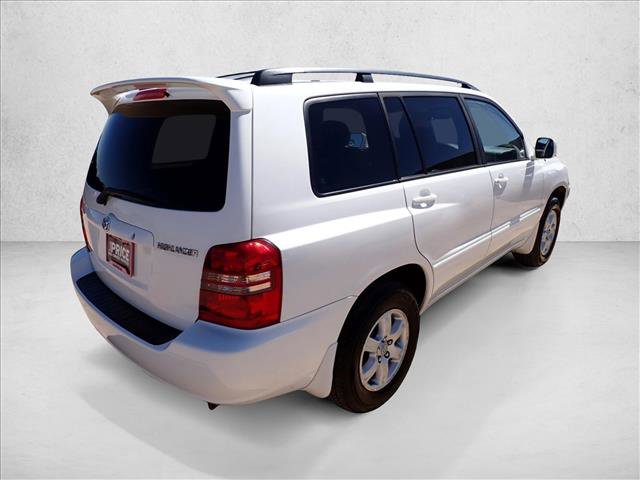 Used 2003 Toyota Highlander 4WD V6 video 4
