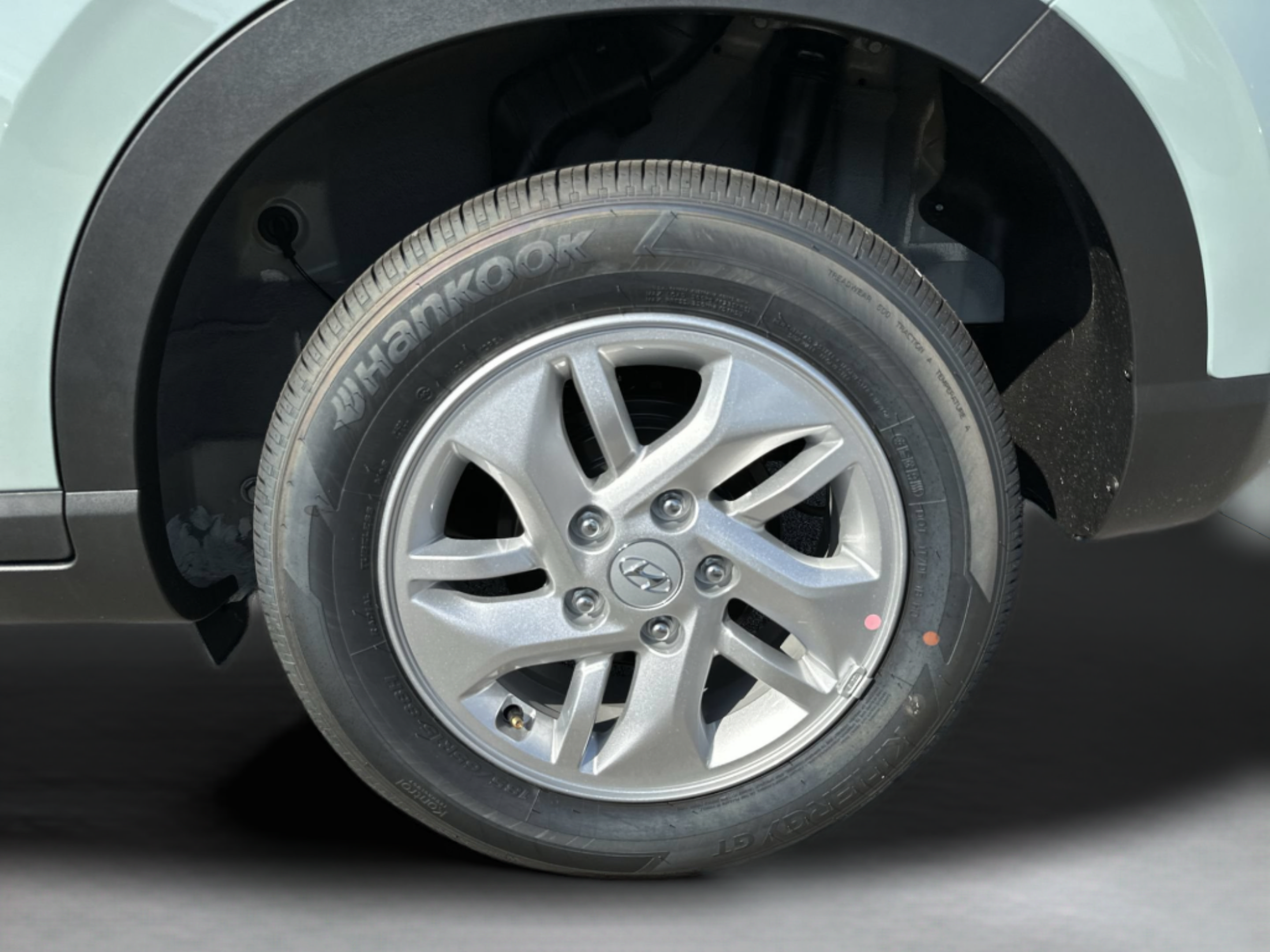 New 2026 Hyundai Venue SE FWD image 29