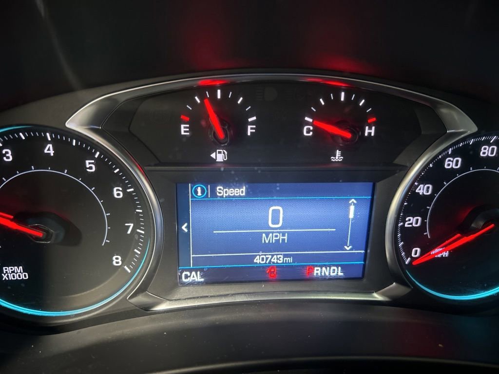 Used 2024 Chevrolet Equinox RS FWD image 3