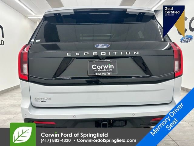 Certified 2025 Ford Expedition Active image 5
