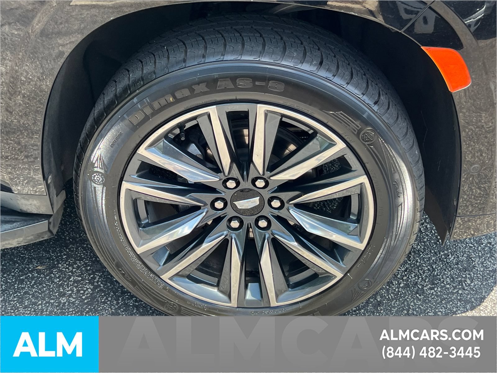 Used 2022 Cadillac Escalade ESV Sport AWD/4WD image 15