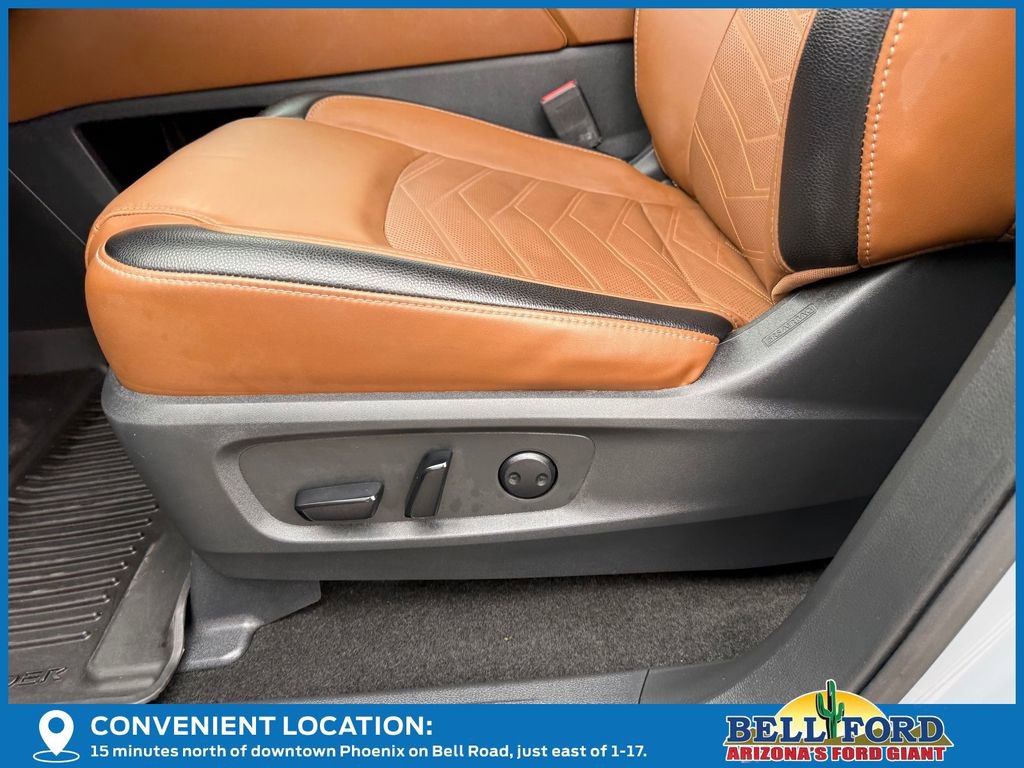 Used 2024 Nissan Pathfinder Platinum image 23