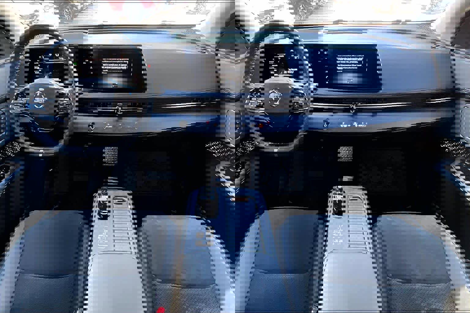 Used 2023 Nissan Ariya AWD image 14