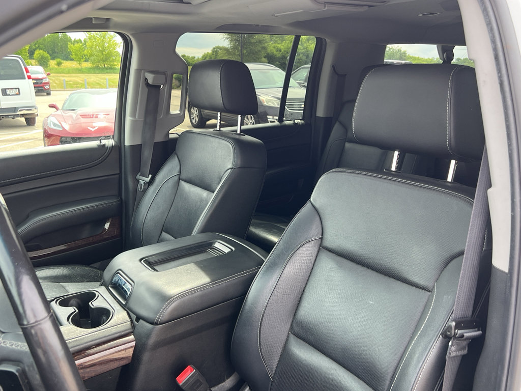 Used 2018 GMC Yukon XL SLT w/ Premium Edition AWD/4WD image 10