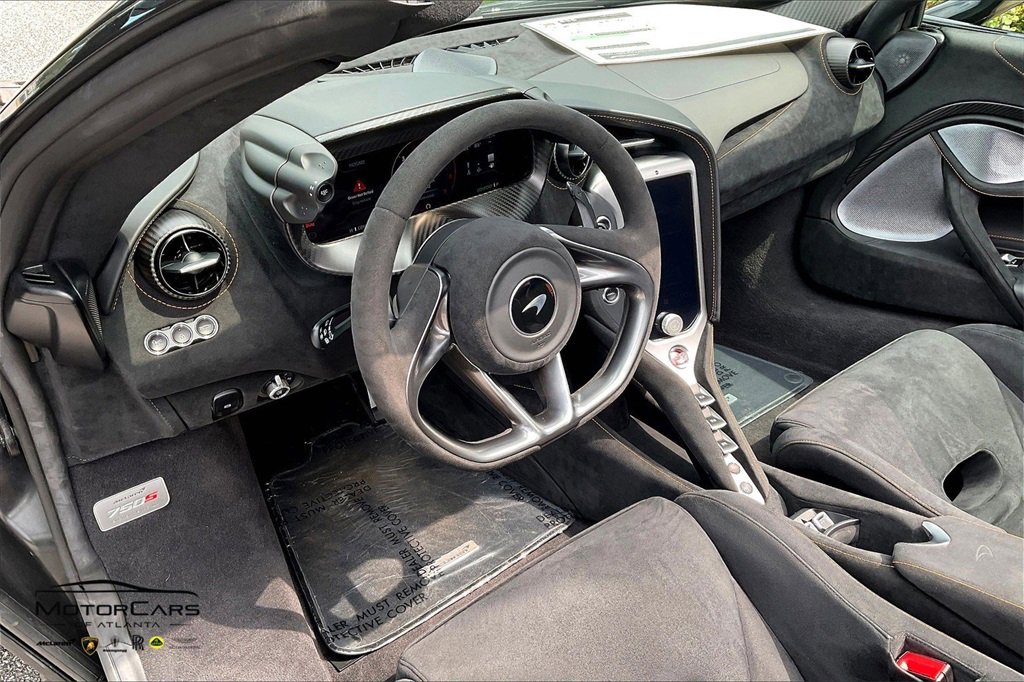Used 2024 McLaren 750S Spider image 13