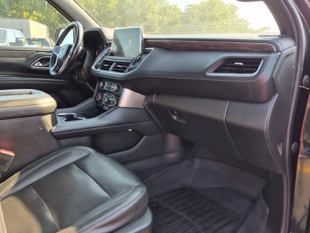 Used 2021 Chevrolet Tahoe Z71 w/ Z71 Signature Package AWD/4WD image 30