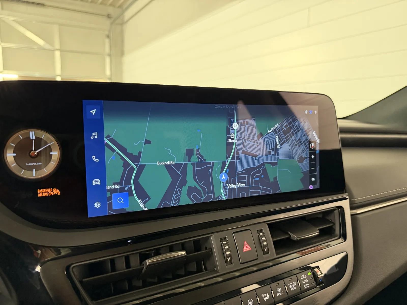 Used 2025 Lexus ES 350 w/ Technology Package FWD image 22