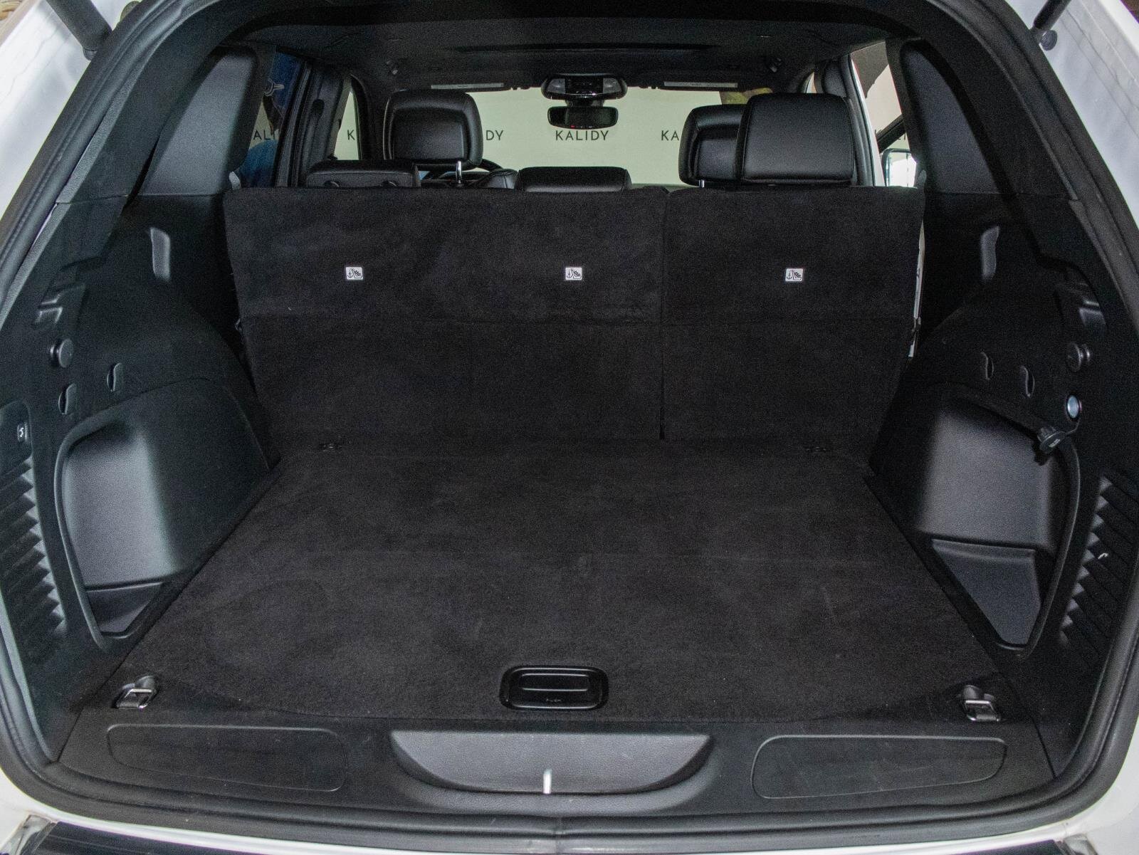 Used 2022 Jeep Grand Cherokee Limited image 25