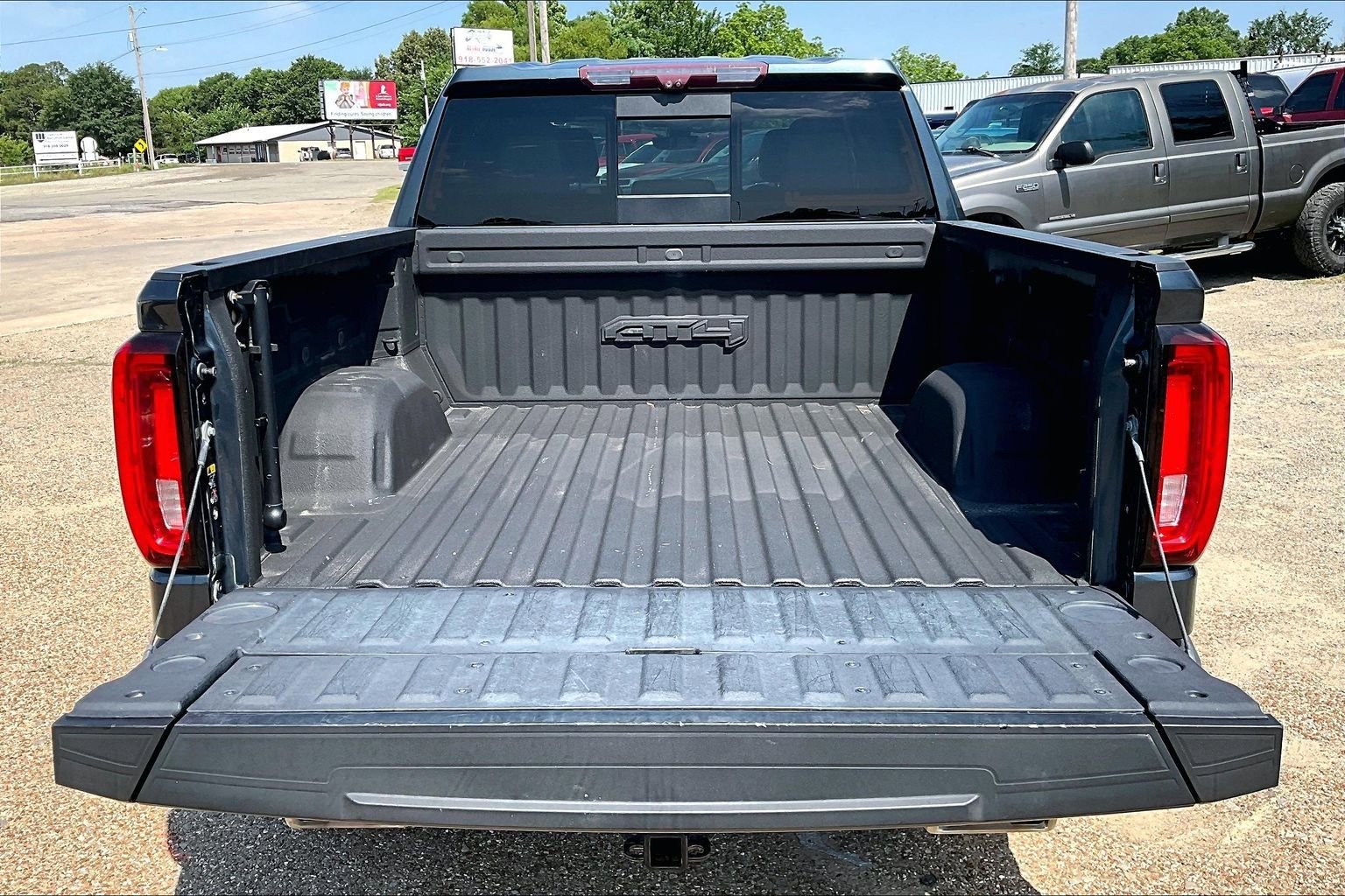Used 2020 GMC Sierra 1500 AT4 w/ AT4 Premium Package AWD/4WD image 30