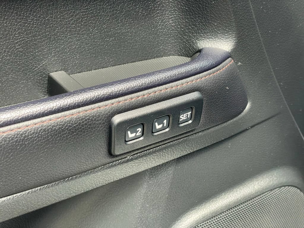 Used 2022 Toyota 4Runner Limited AWD/4WD image 15