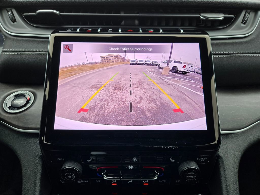 New 2025 Jeep Grand Cherokee Limited image 22