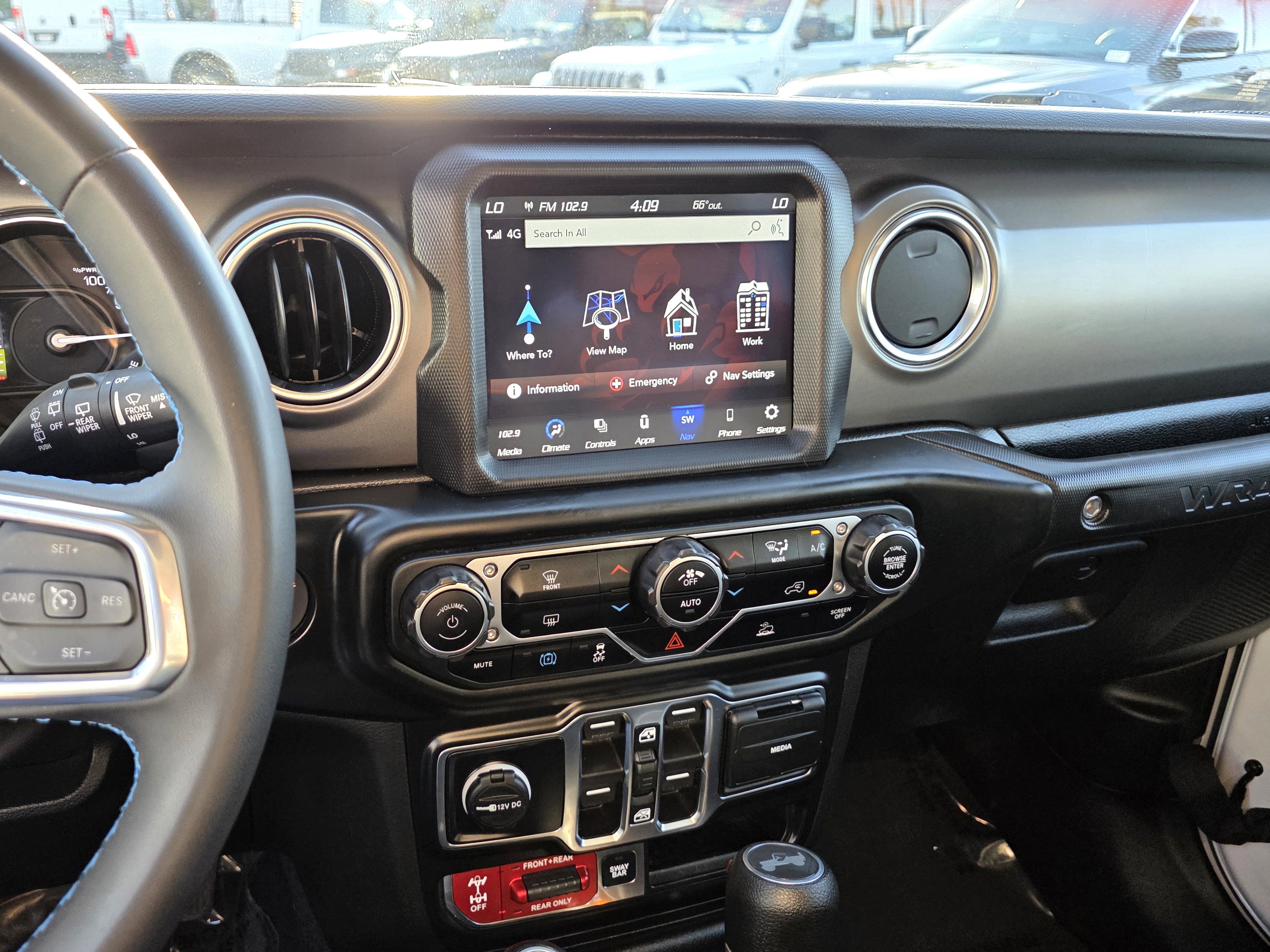 Certified 2023 Jeep Wrangler Unlimited Rubicon 4xe image 16