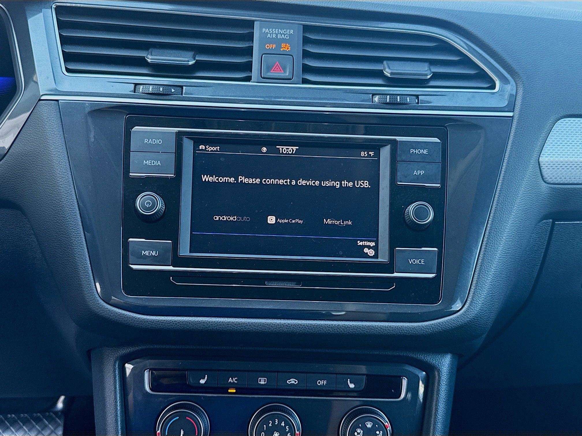 Used 2022 Volkswagen Tiguan S image 12