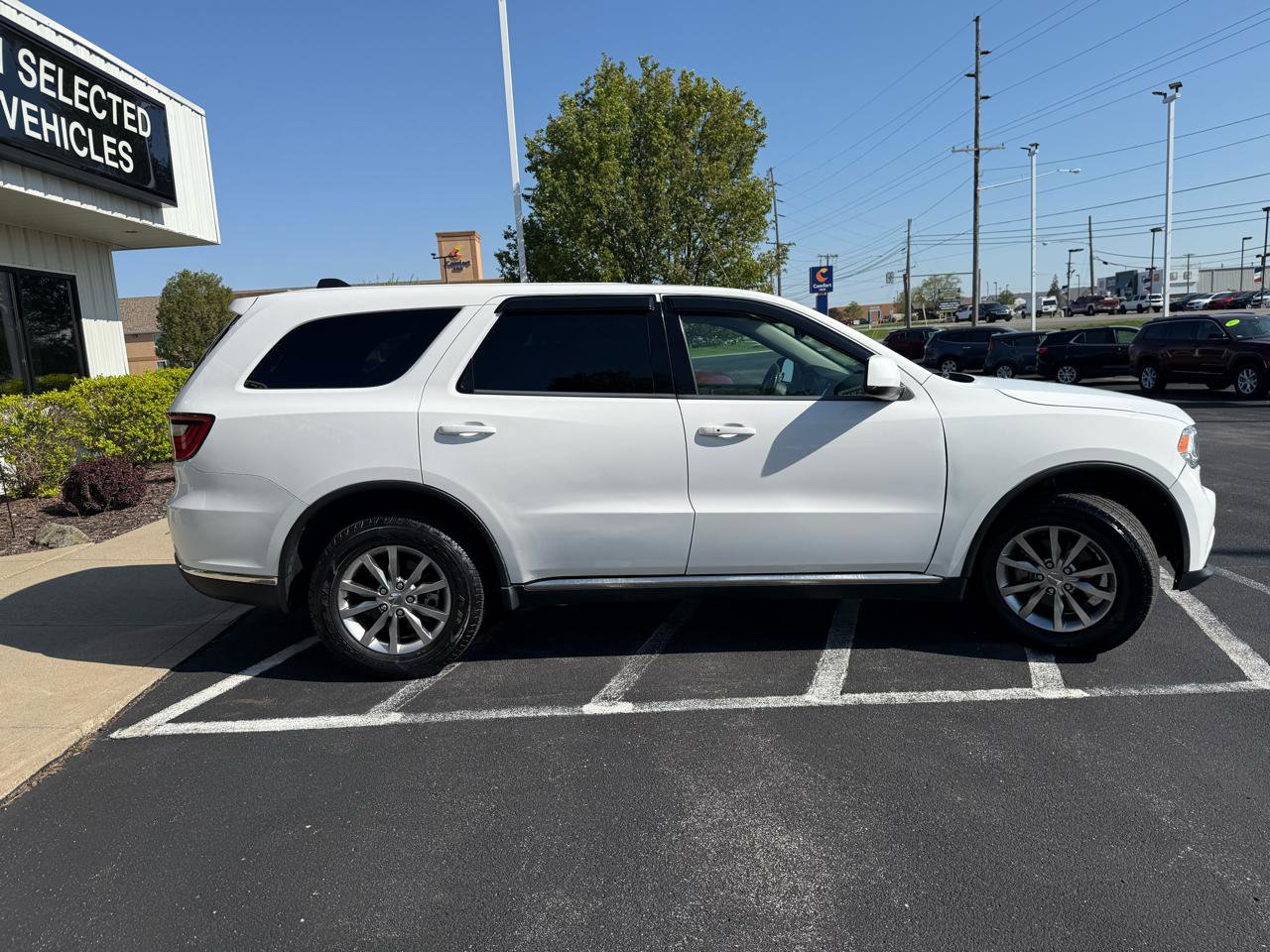 Used 2018 Dodge Durango SXT AWD/4WD image 6