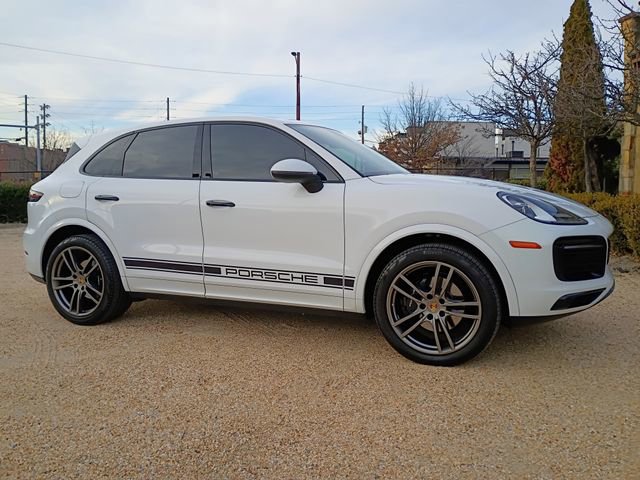 Used 2020 Porsche Cayenne image 17