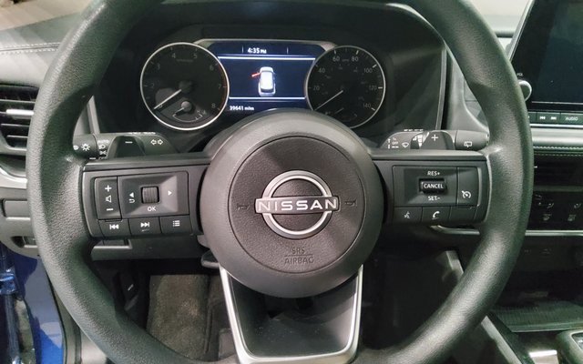 Used 2023 Nissan Rogue S image 26