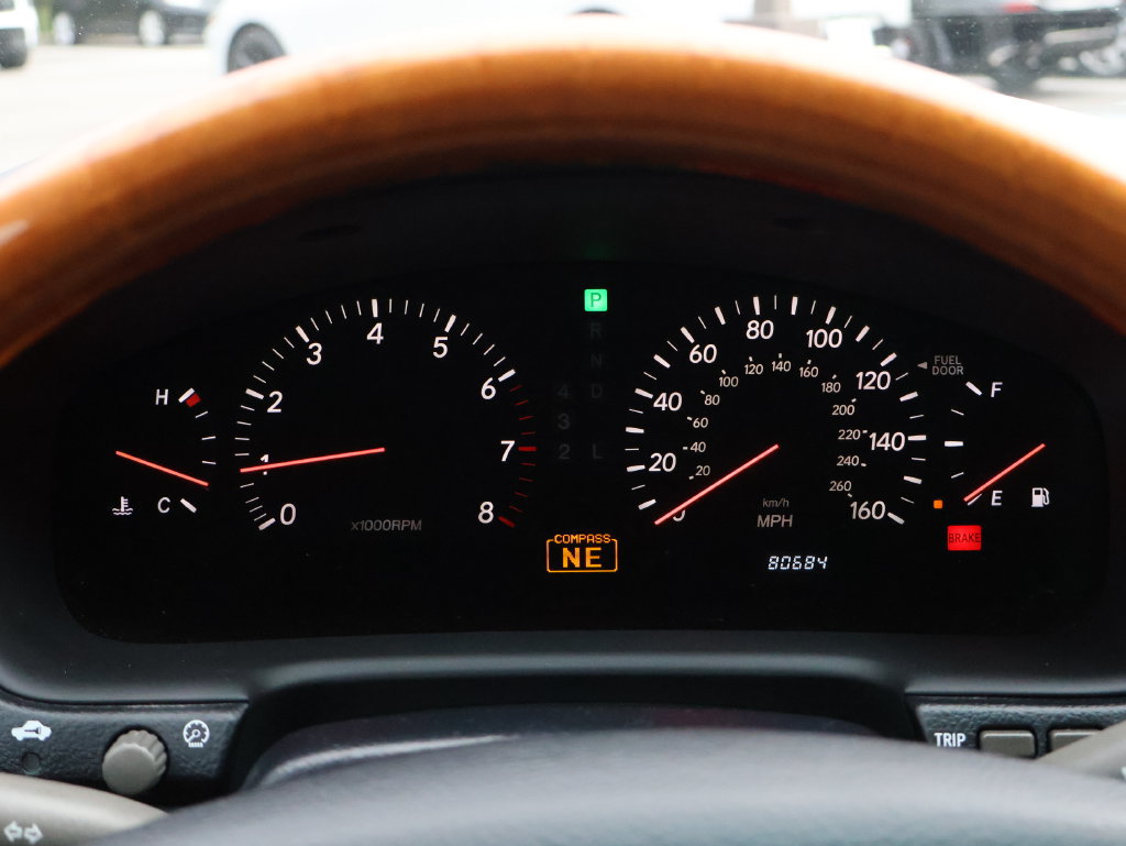 Used 2002 Lexus LS 430 RWD image 22