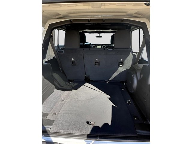 Used 2023 Jeep Wrangler Sahara image 24