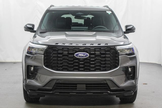 Certified 2026 Ford Explorer ST-Line AWD/4WD image 3