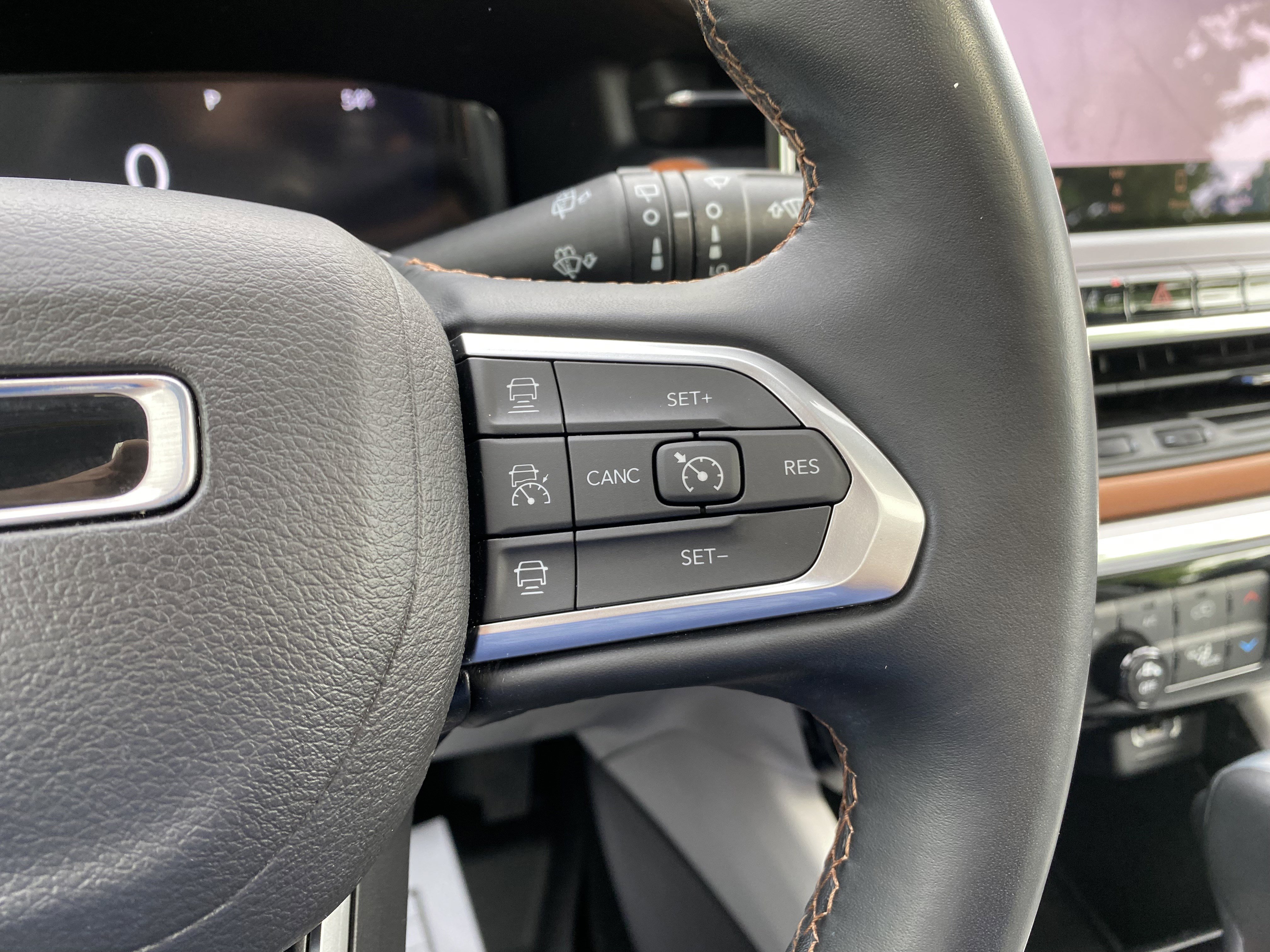 Used 2022 Jeep Compass Limited w/ Elite Group image 20