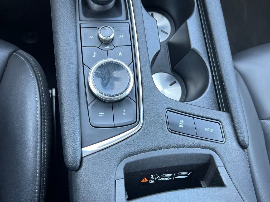 Used 2024 Cadillac XT6 Sport w/ LPO, Onyx Lite Package image 35