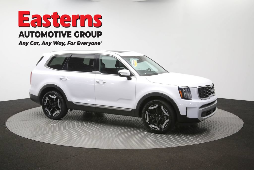 Used 2025 Kia Telluride S FWD image 52