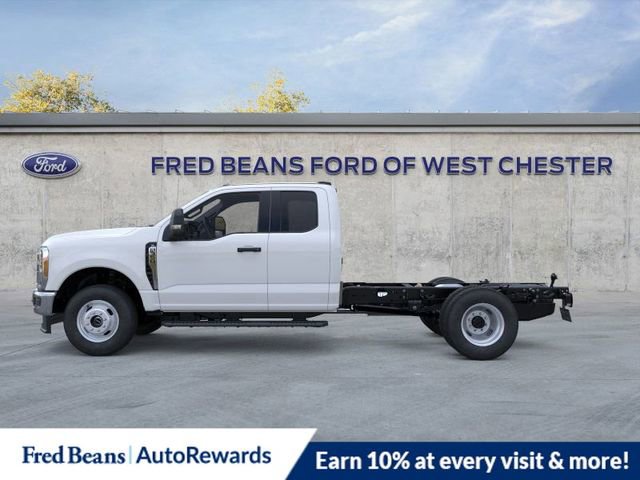 New 2026 Ford F350 XL w/ XL Chrome Package image 3