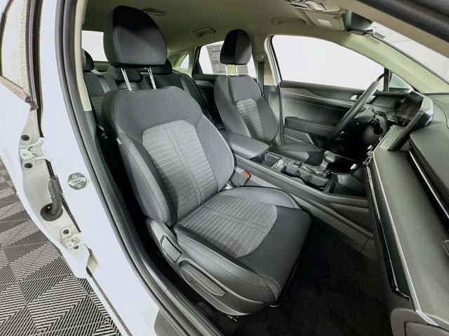 New 2025 Kia K5 LXS FWD image 25