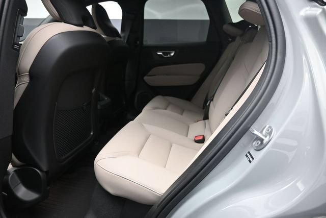 New 2026 Volvo XC60 B5 Plus w/ Protection Package Premier AWD/4WD image 21