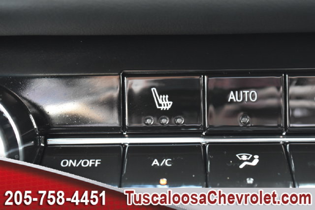 New 2027 Chevrolet Equinox LT w/ Convenience Package II FWD image 31