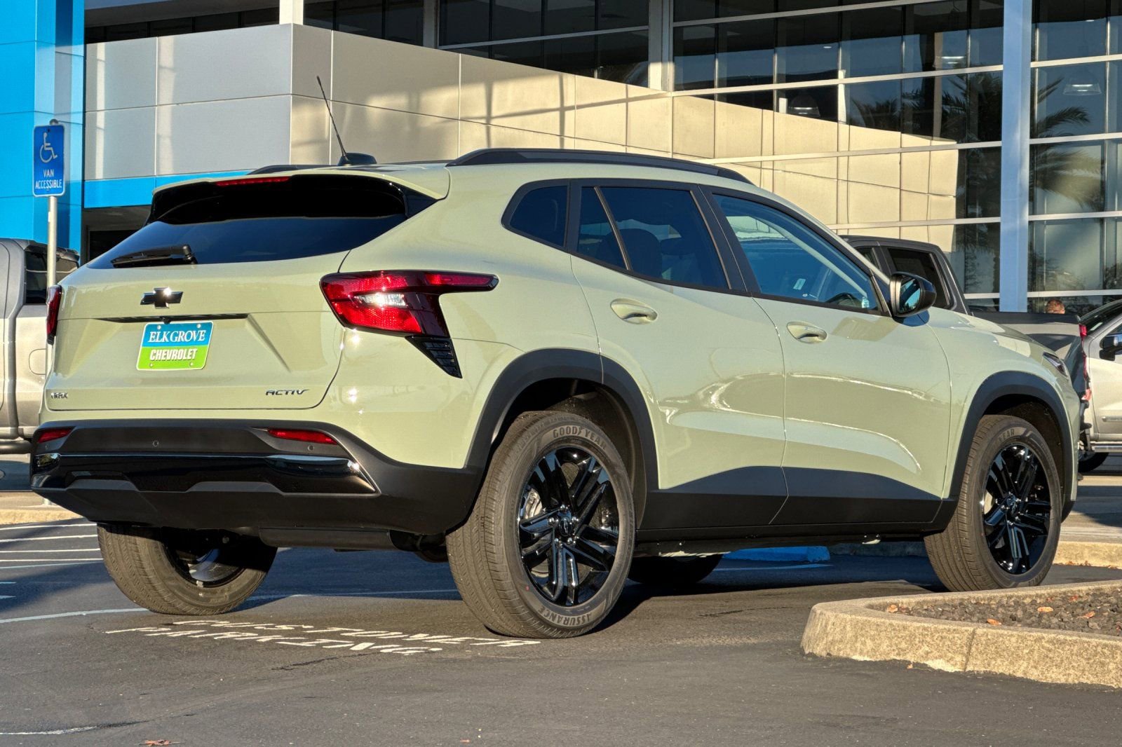 New 2026 Chevrolet Trax ACTIV w/ Driver Confidence Package image 3