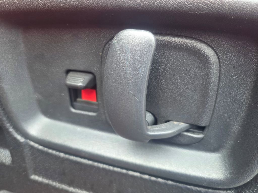 Used 2020 GMC Savana 2500 Extended w/ Driver Convenience Package image 33