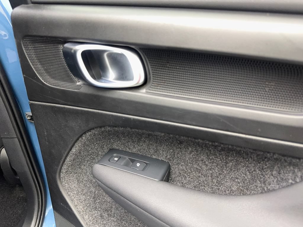 Used 2023 Volvo C40 P8 Recharge Ultimate AWD/4WD image 44