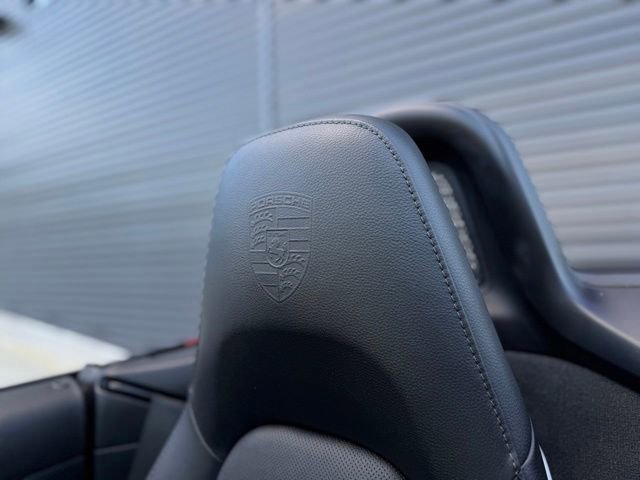 Used 2022 Porsche 718 Boxster RWD image 34
