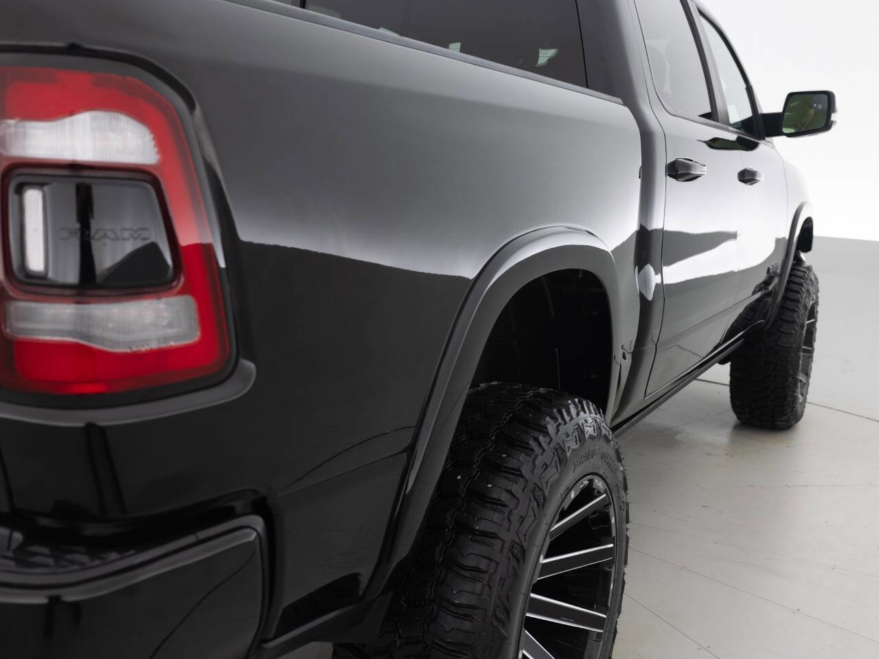 Used 2021 RAM 1500 Limited w/ Night Edition image 14