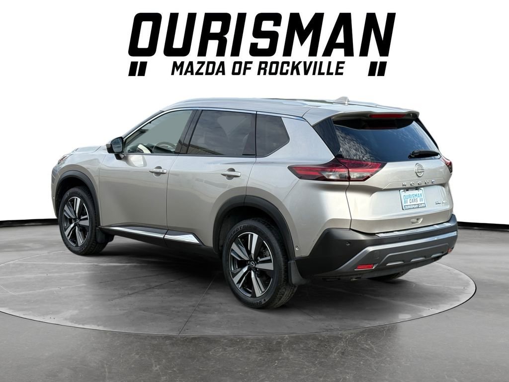 Used 2023 Nissan Rogue SL w/ SL Premium Package image 4