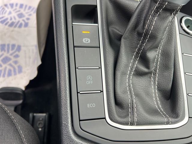 Used 2025 Volkswagen Jetta Sport image 23