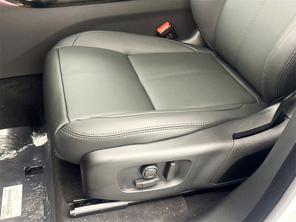 New 2026 Land Rover Range Rover Velar Dynamic SE image 18
