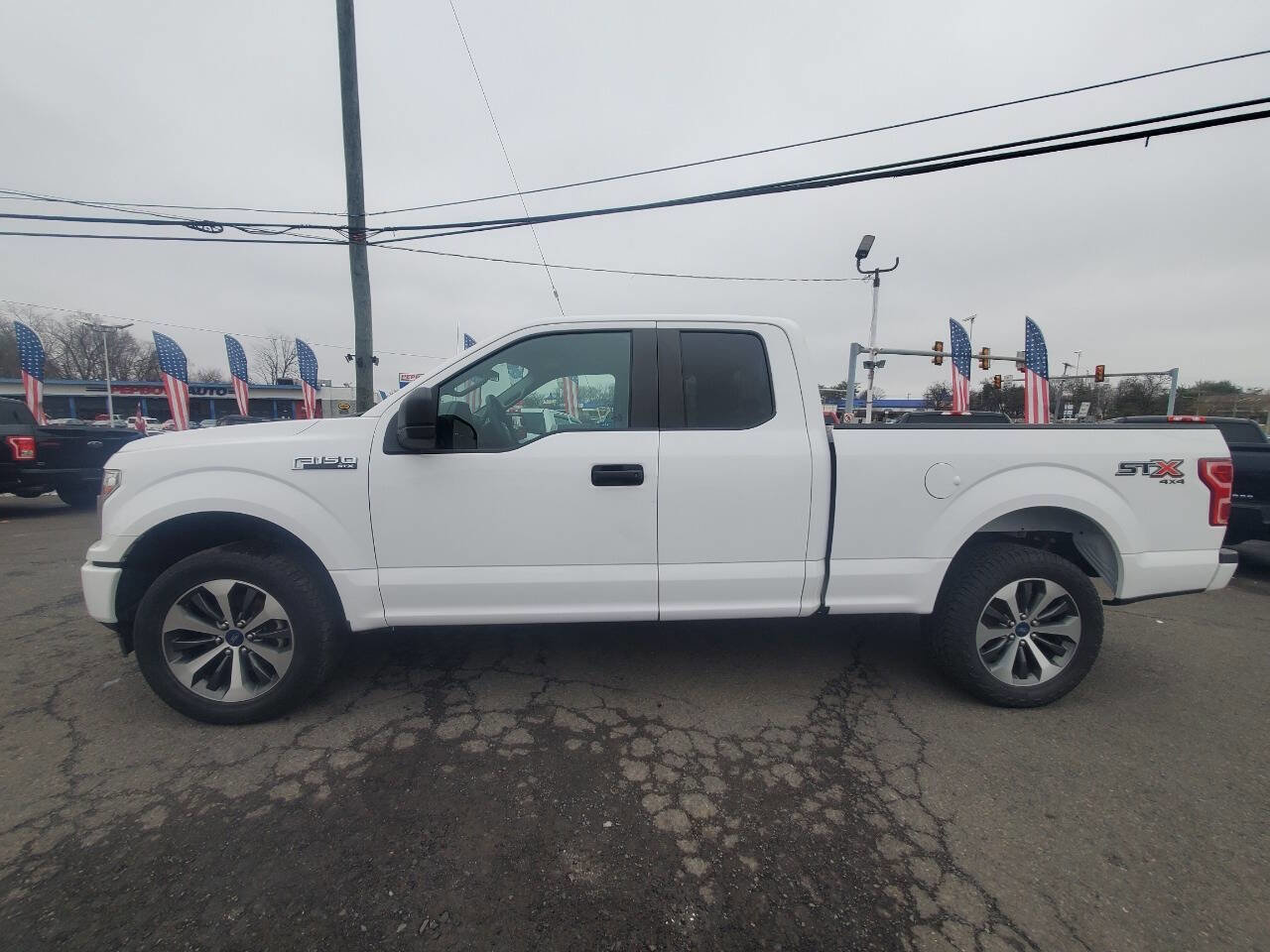 Used 2020 Ford F150 XL w/ Equipment Group 101A Mid image 2