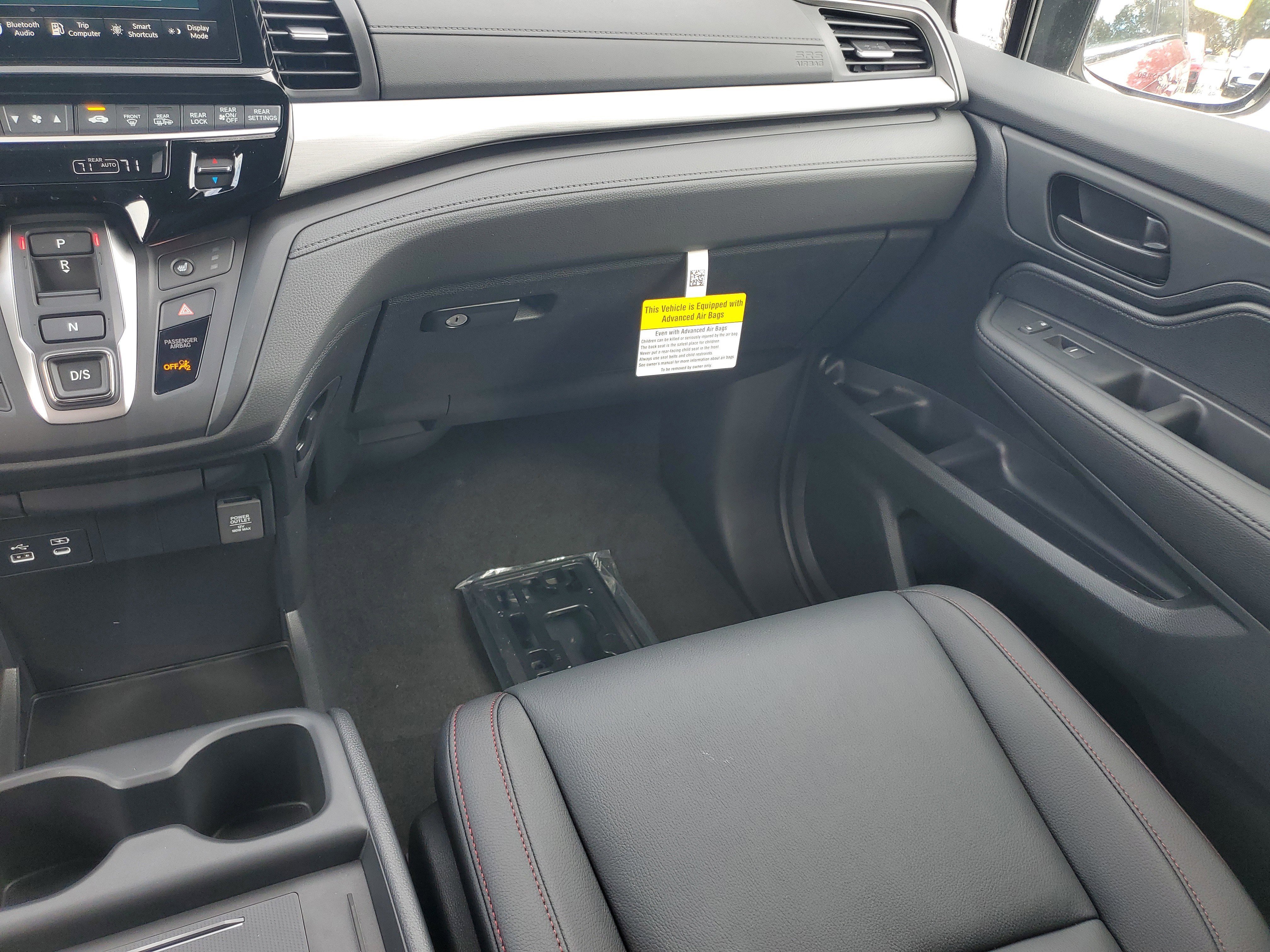 New 2026 Honda Odyssey Sport-L image 18