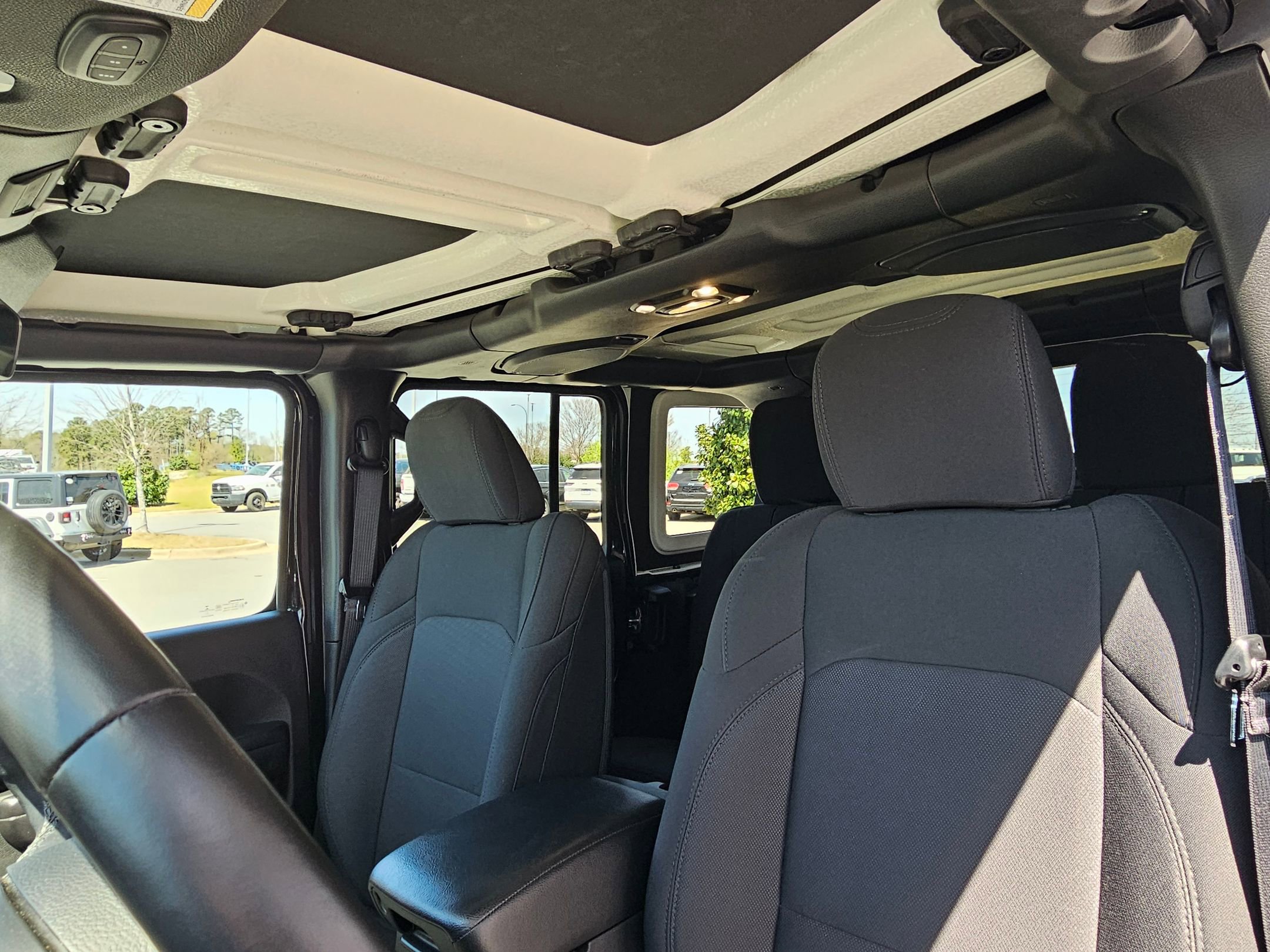 Used 2021 Jeep Wrangler Unlimited Sport image 22