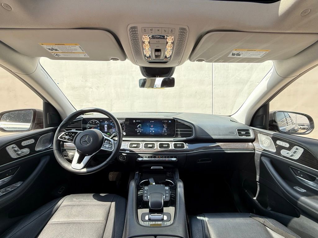 Used 2022 Mercedes-Benz GLS 450 4MATIC image 9