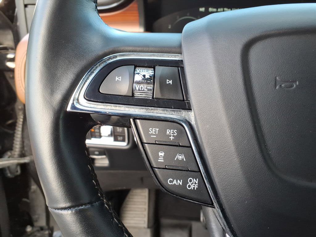 Certified 2023 Lincoln Nautilus Reserve w/ Equipment Group 202A image 18