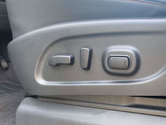 Used 2023 Nissan Titan PRO-4X image 18