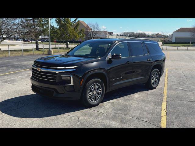 Used 2025 Chevrolet Traverse LT w/ Driver Confidence Package image 31