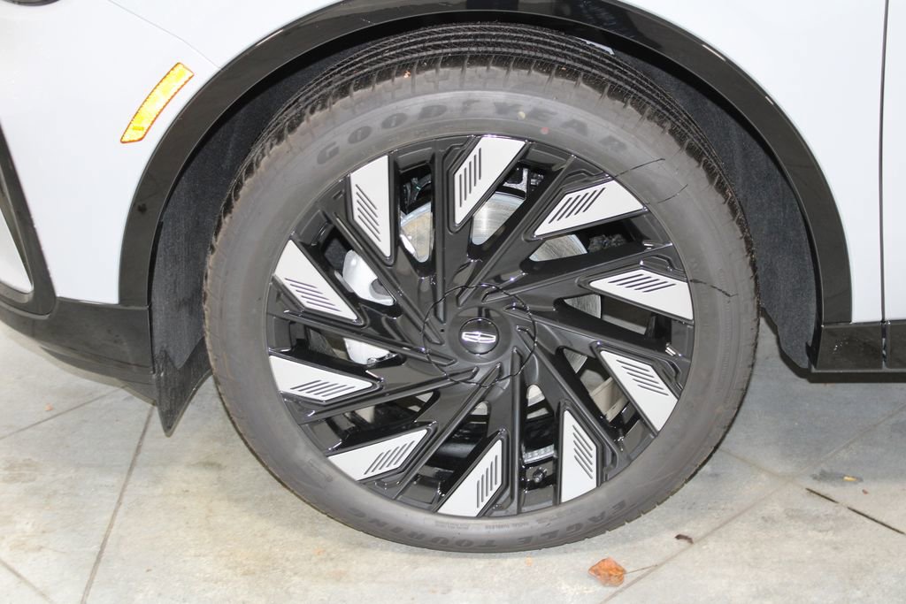 New 2026 Lincoln Nautilus Reserve w/ Jet Appearance Package image 18