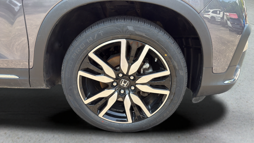 Used 2022 Honda Pilot Touring image 13