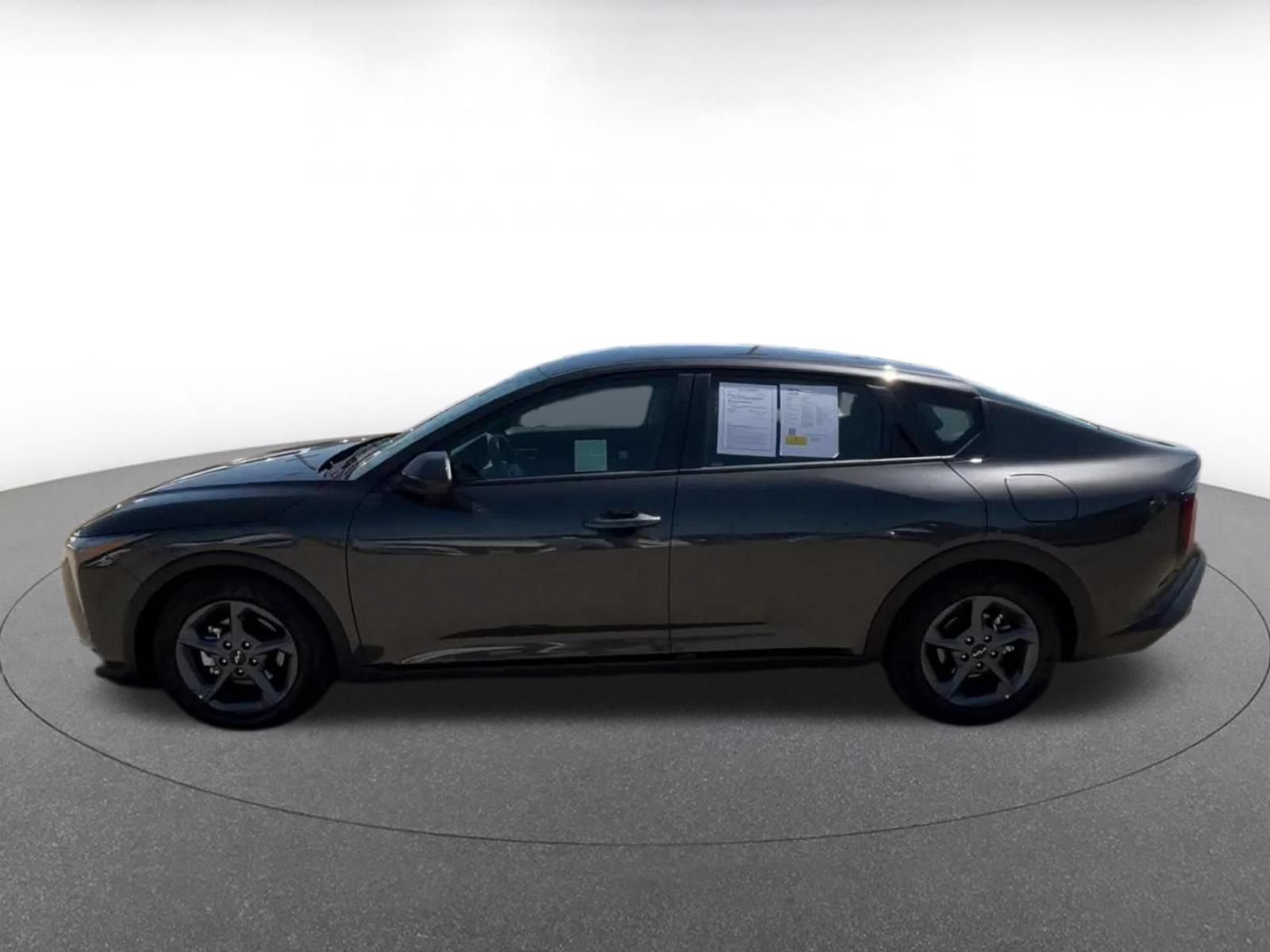Used 2026 Kia K4 FWD image 9